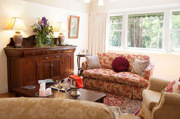 Adeline Bed And Breakfast - Accommodation Gladstone 35