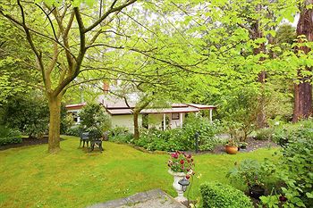 Adeline Bed And Breakfast - Accommodation Gladstone 1