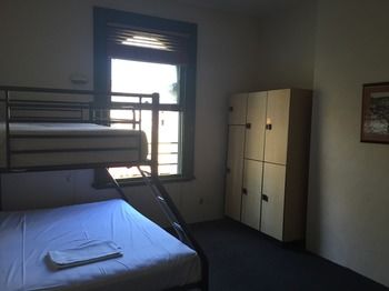 Elephant Backpacker Sydney - Hostel - Accommodation Gladstone 28