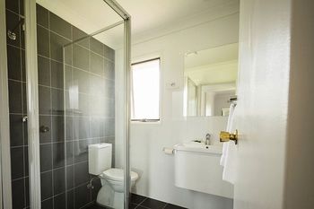 Pokolbin Village - Accommodation Gladstone 14