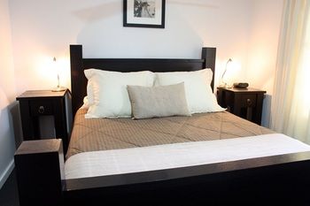 Pokolbin Village - Accommodation Gladstone 22