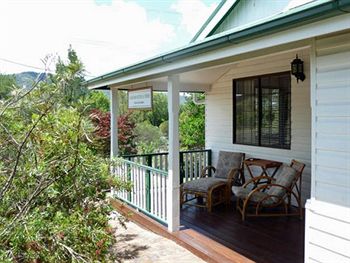 A Room With A View Bed & Breakfast - Accommodation Gladstone 4