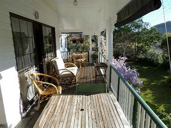 A Room With A View Bed & Breakfast - Accommodation Gladstone 5