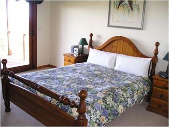 Valley Of The Waters B&B - Accommodation Gladstone 1
