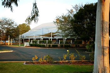 Macquarie Inn - Accommodation Gladstone 4