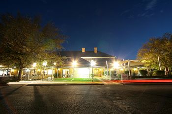 Macquarie Inn - Accommodation Gladstone 6