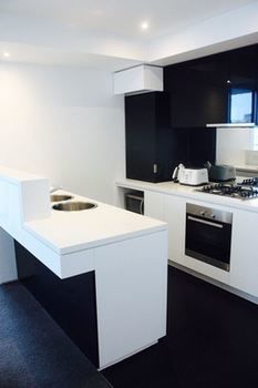 Apartments Melbourne Domain - Docklands - Accommodation Gladstone 36