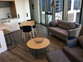 Apartments Melbourne Domain - Docklands - Accommodation Gladstone 53