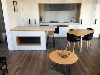 Apartments Melbourne Domain - Docklands - Accommodation Gladstone 62