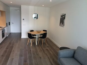 Apartments Melbourne Domain - Docklands - Accommodation Gladstone 65