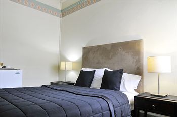 Hotel Gosford - Accommodation Gladstone 22