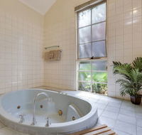 Comfort Inn Greensborough - Accommodation Gladstone
