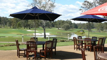 Riverside Oaks Golf Resort - Accommodation Gladstone 9