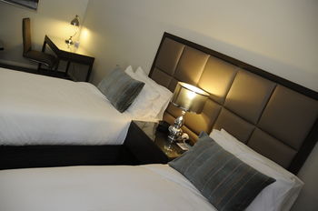 Riverside Oaks Golf Resort - Accommodation Gladstone 15
