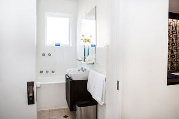 Adara East Melbourne - Accommodation Gladstone 21