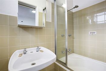 Fairfield Heights NSW Accommodation Gladstone