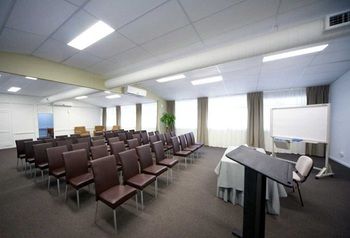 Foothills Conference Centre - Accommodation Gladstone 25