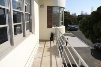 Albert Road Serviced Apartments - Accommodation Gladstone 2