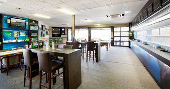 Golfview Hotel - Accommodation Gladstone 11