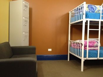 Central Perk Backpackers - Hostel - Accommodation Gladstone 32