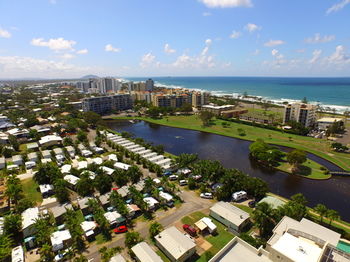 Alex Beach Cabins - Accommodation Gladstone 3