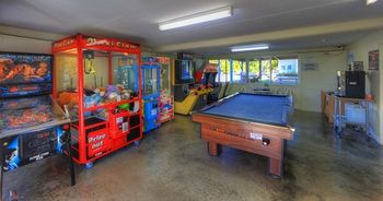Alex Beach Cabins - Accommodation Gladstone 20