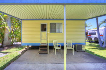 Alex Beach Cabins - Accommodation Gladstone 34