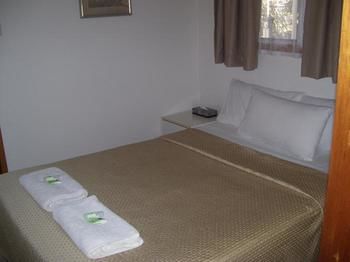 Glenwood Tourist Park & Motel - Accommodation Gladstone 3