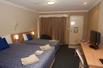 Forest Lodge Motor Inn & Restaurant - Accommodation Gladstone 13