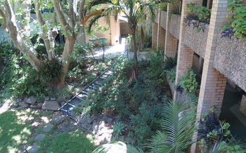 Amg Motel & Serviced Apartments - Accommodation Gladstone 3