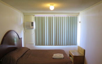 Amg Motel & Serviced Apartments - Accommodation Gladstone 4