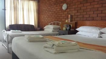Hilldrop Motor Inn - Accommodation Gladstone 6