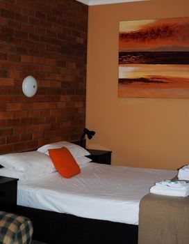 Hilldrop Motor Inn - Accommodation Gladstone 16