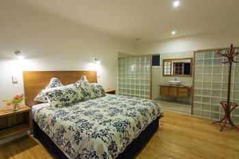 Coverdales B & B At Eumundi - Accommodation Gladstone 1