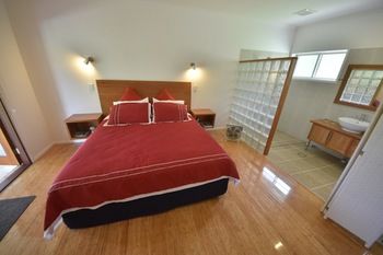 Coverdales B & B At Eumundi - Accommodation Gladstone 22
