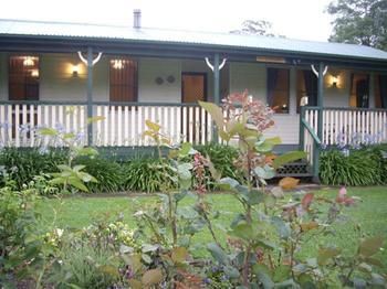 Brilex Park - Accommodation Gladstone 2