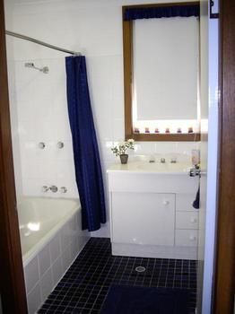 Brilex Park - Accommodation Gladstone 8