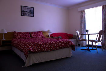 Shearing Shed Motor Inn - Accommodation Gladstone 1