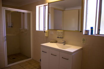 Shearing Shed Motor Inn - Accommodation Gladstone 15