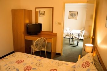 Shearing Shed Motor Inn - Accommodation Gladstone 58