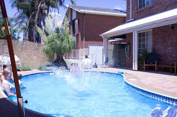 Shearing Shed Motor Inn - Accommodation Gladstone 72