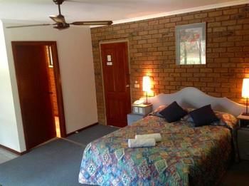 Tooleybuc Motel - Accommodation Gladstone 0