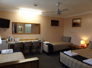 Civic Motel - Accommodation Gladstone 27