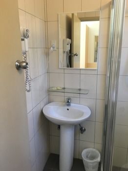 Westside Motor Inn - Accommodation Gladstone 6