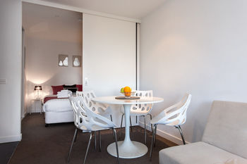 ABC Accommodation - 534 Flinders - Accommodation Gladstone 0