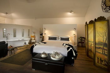 The Villa - Country House Retreat - Accommodation Gladstone 20