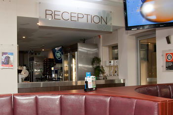 Grand Hotel Wyong - Accommodation Gladstone 12