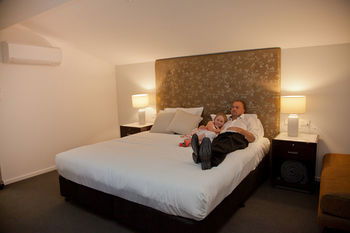 Grand Hotel Wyong - Accommodation Gladstone 13