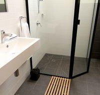 Apartment2c - Old Hat Factory - Accommodation Gladstone