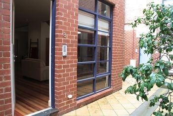 Apartment2c - Old Hat Factory - Accommodation Gladstone 12